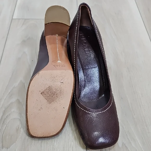 Vintage Prada Dark Brown Leather Heels - Picture 6 of 15